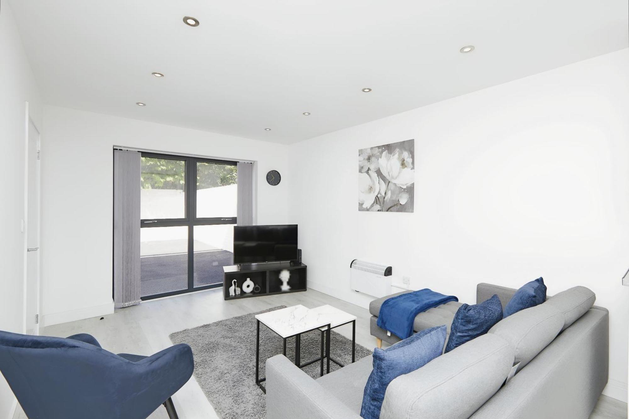 Modern Home In Derby City Centre - Free Gated Parking Экстерьер фото