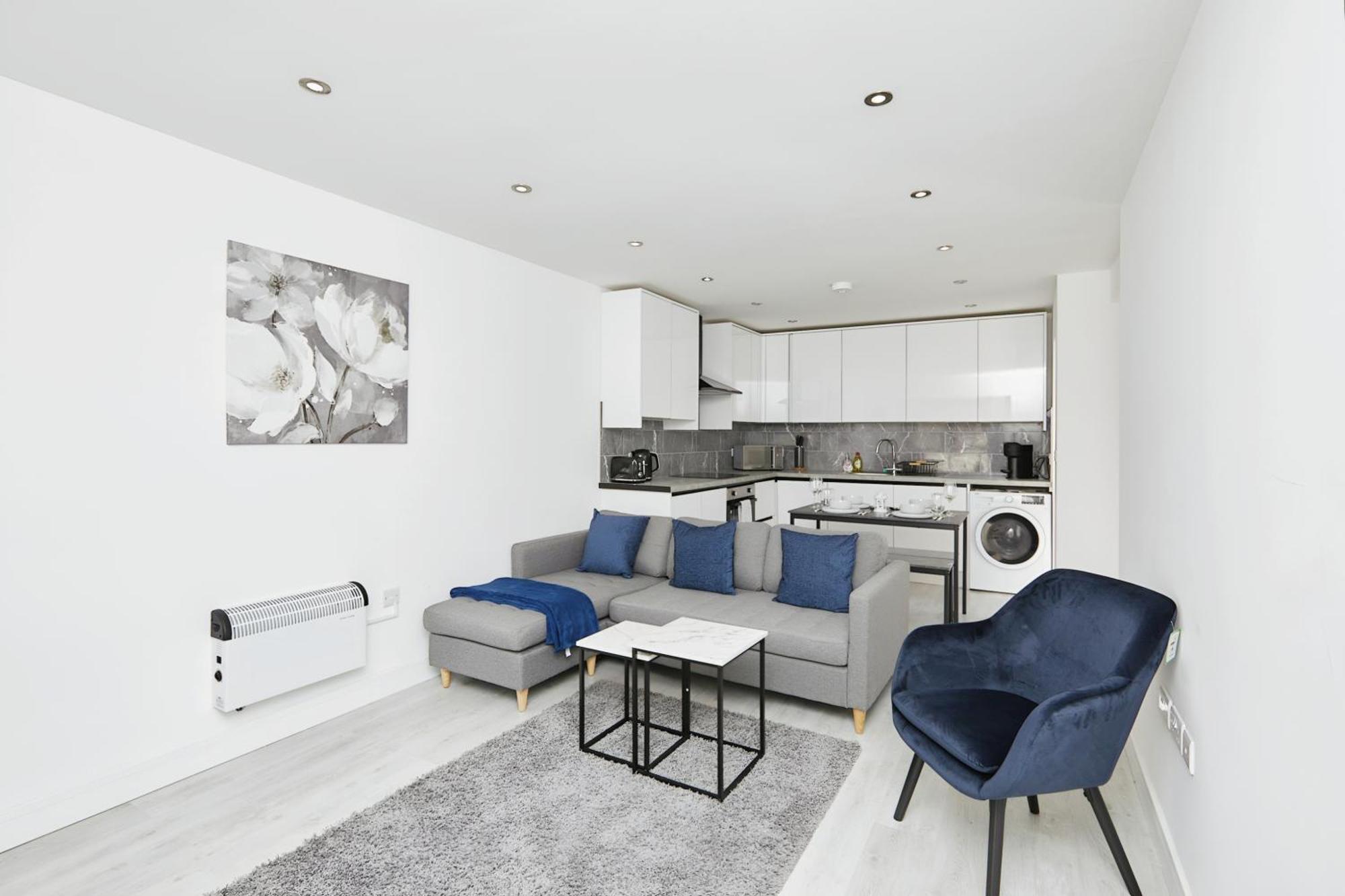 Modern Home In Derby City Centre - Free Gated Parking Экстерьер фото