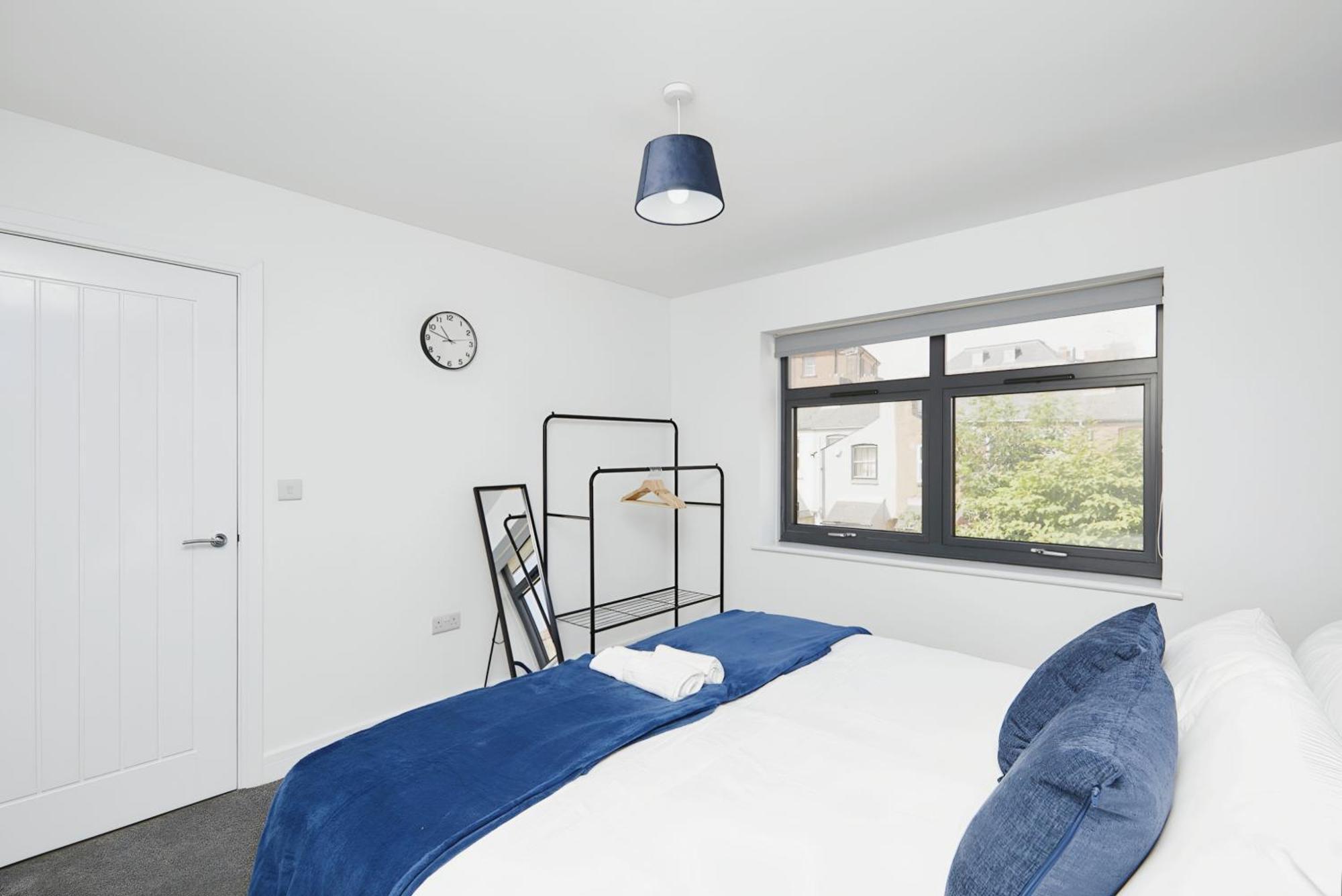 Modern Home In Derby City Centre - Free Gated Parking Экстерьер фото