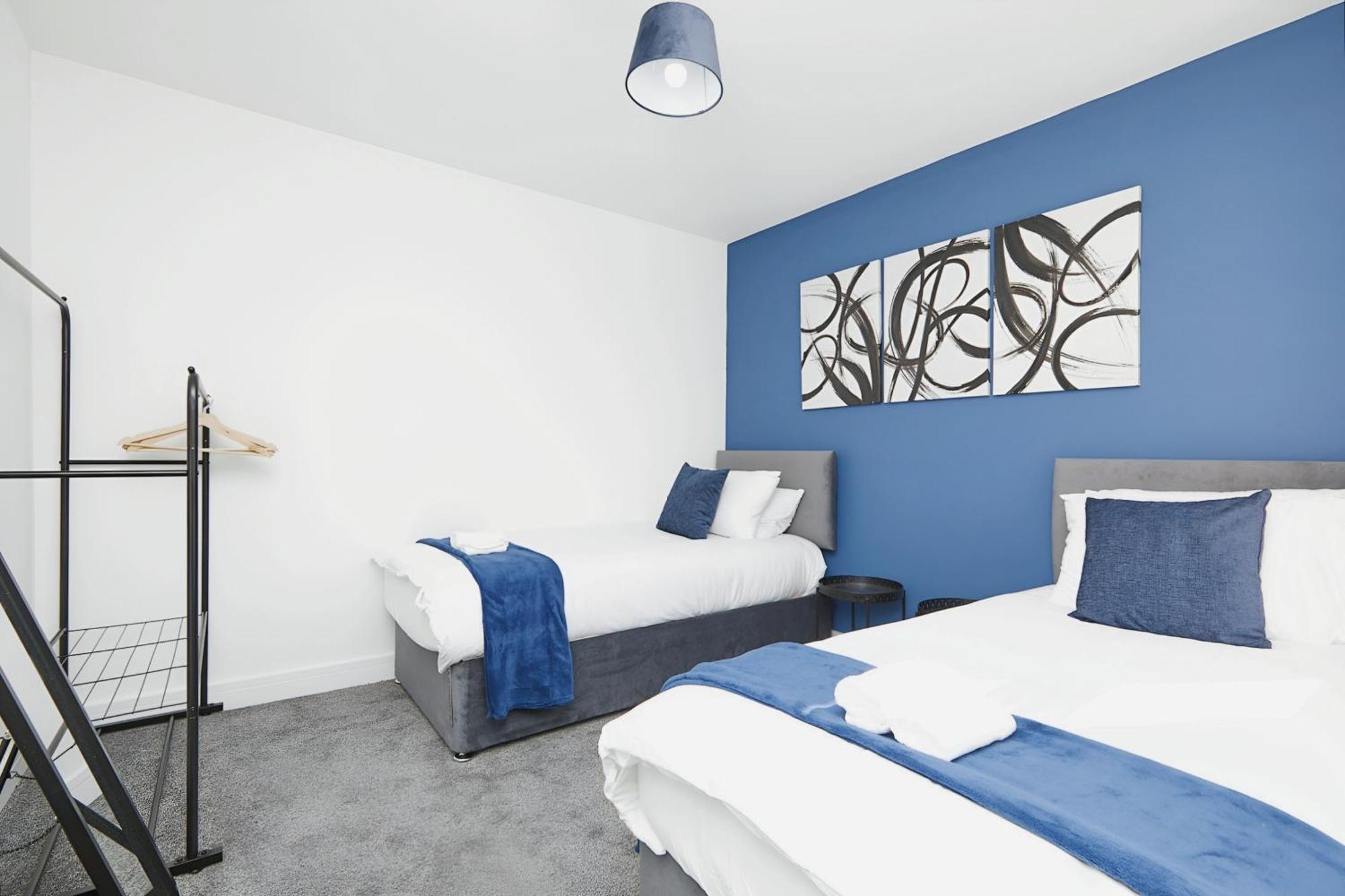 Modern Home In Derby City Centre - Free Gated Parking Экстерьер фото